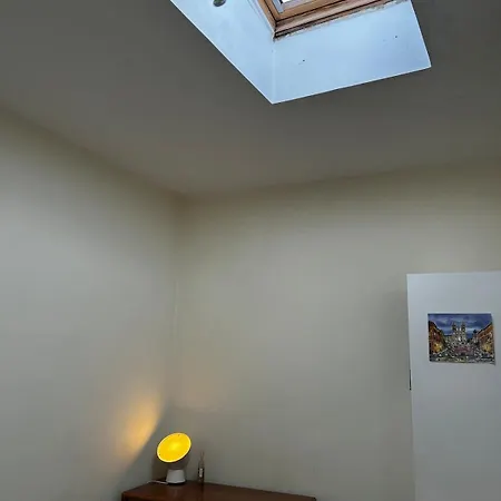 Luminoso In Zona Malatesta, Appartamento Roma